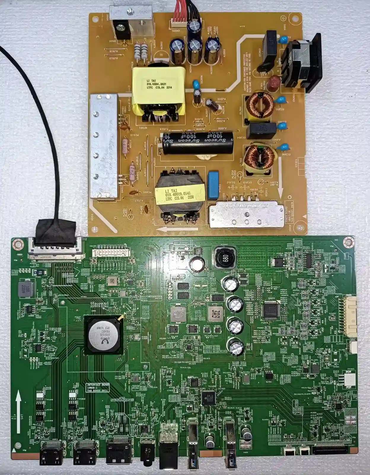 19M36-1 , 19N67-1M DELL MONITOR BOARD